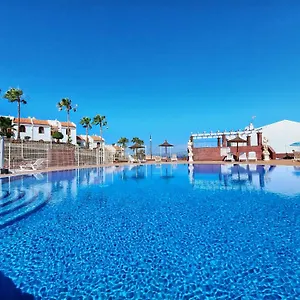 deluxe-sea-view-villas-canarias.tenerifehoteles.net/
