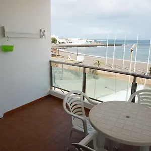 apartamento-pto-lajas-vistas-al-mar.in-canary-islands.com/